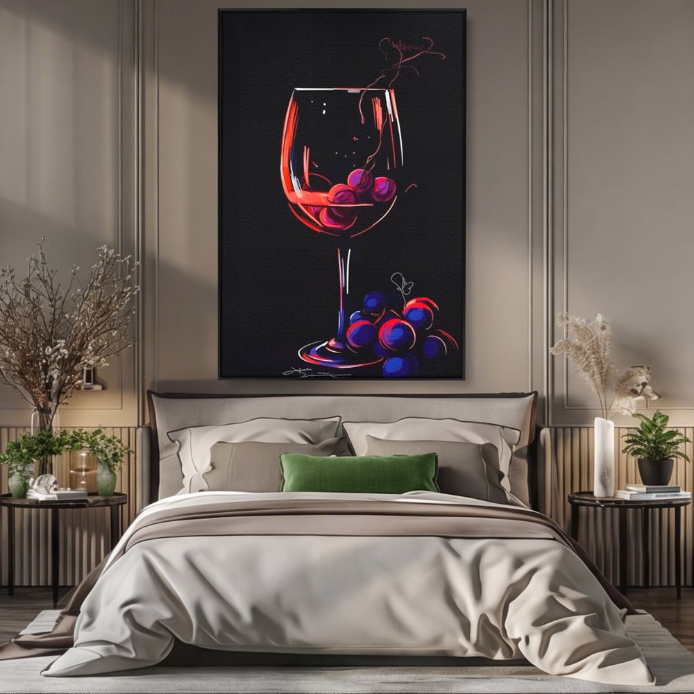 Tablou canvas cu tablou canvas cu pahar de vin si struguri, in rama de aluminiu negru, pe perete intr-un dormitor